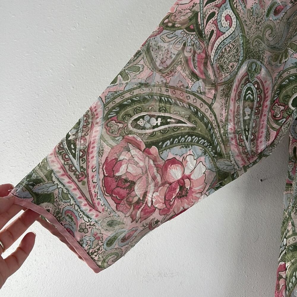 Vintage Victoria’s Secret Gold Label paisley rose print sheer button up pajamas - Picture 4 of 6